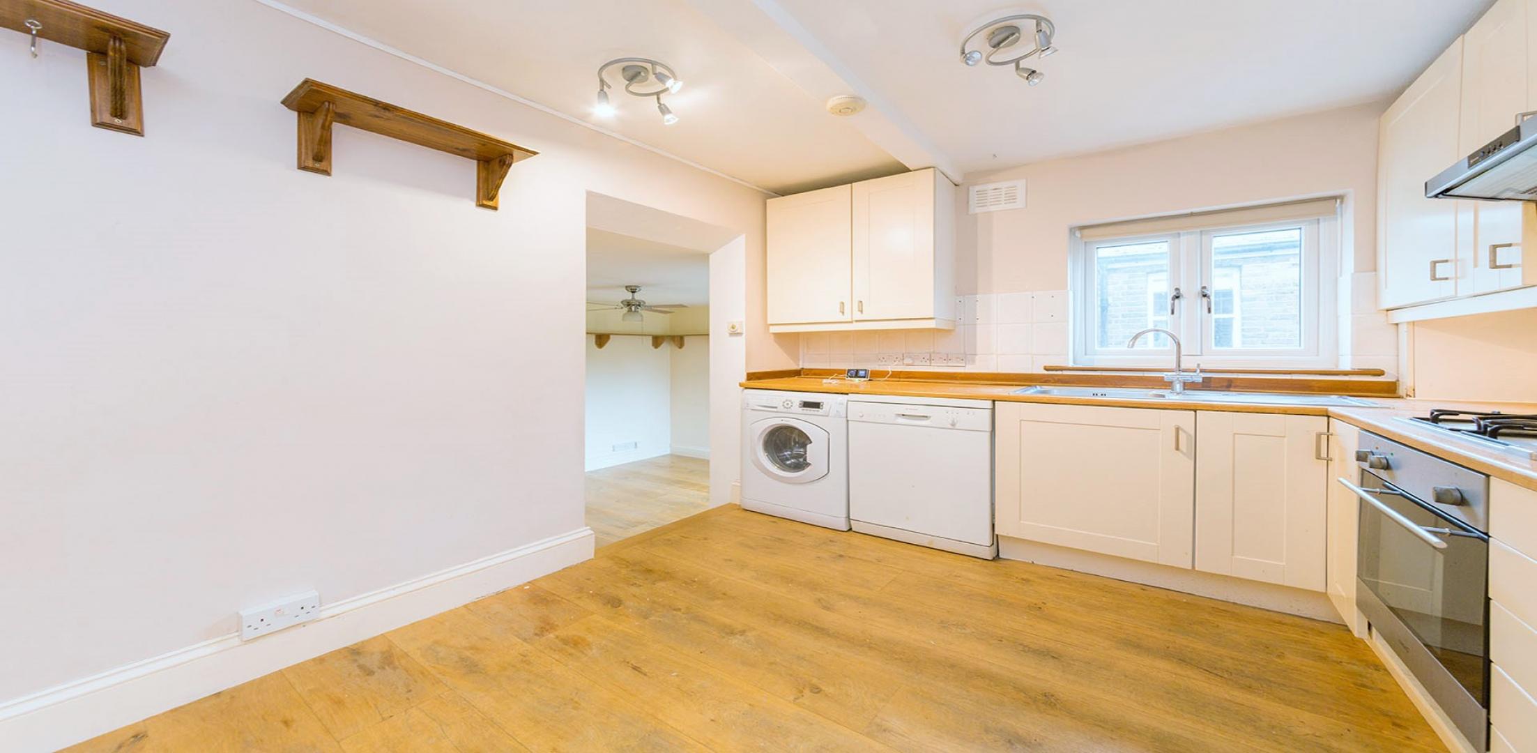 			NEW INSTRUCTION, 2 Bedroom, 1 bath, 1 reception Flat			 Victoria Road, QUEENS PARK / KILBURN